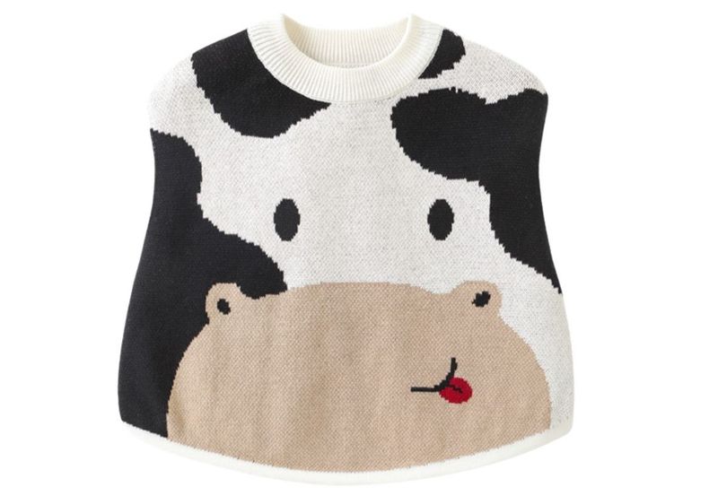 Áo gile len cổ tròn Panda với họa tiết bò sữa ngộ nghĩnh