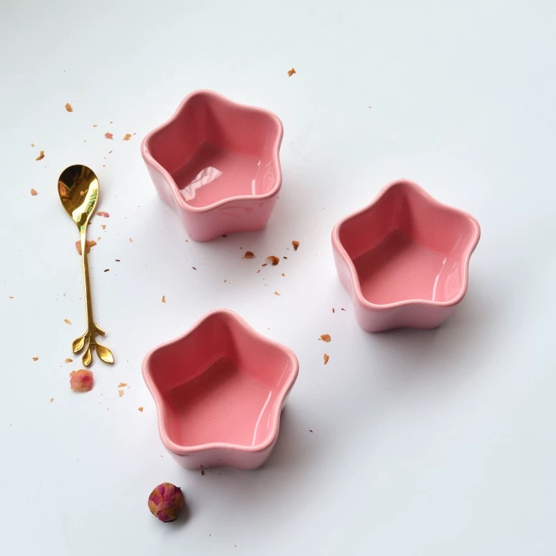 bat-su-hinh-ngoi-sao-mau-hong-2
