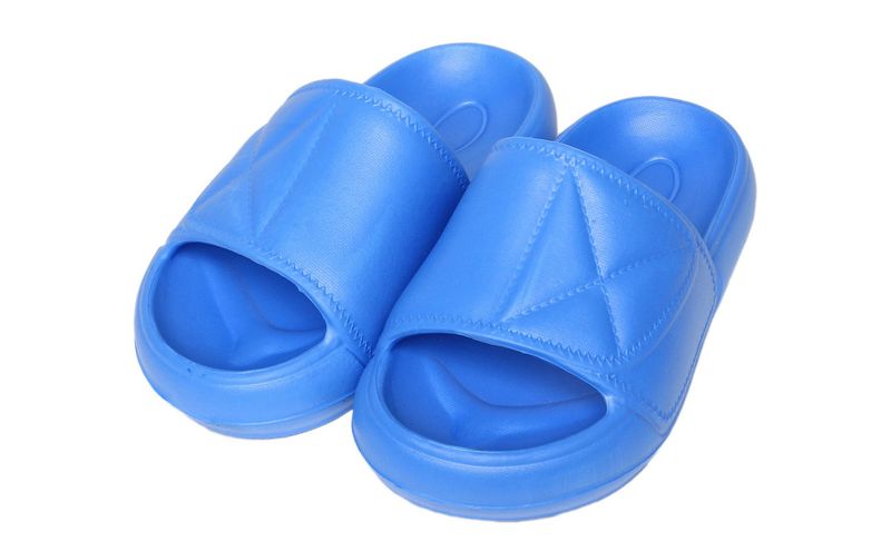 Dép lê Mario nhiều màu sắc