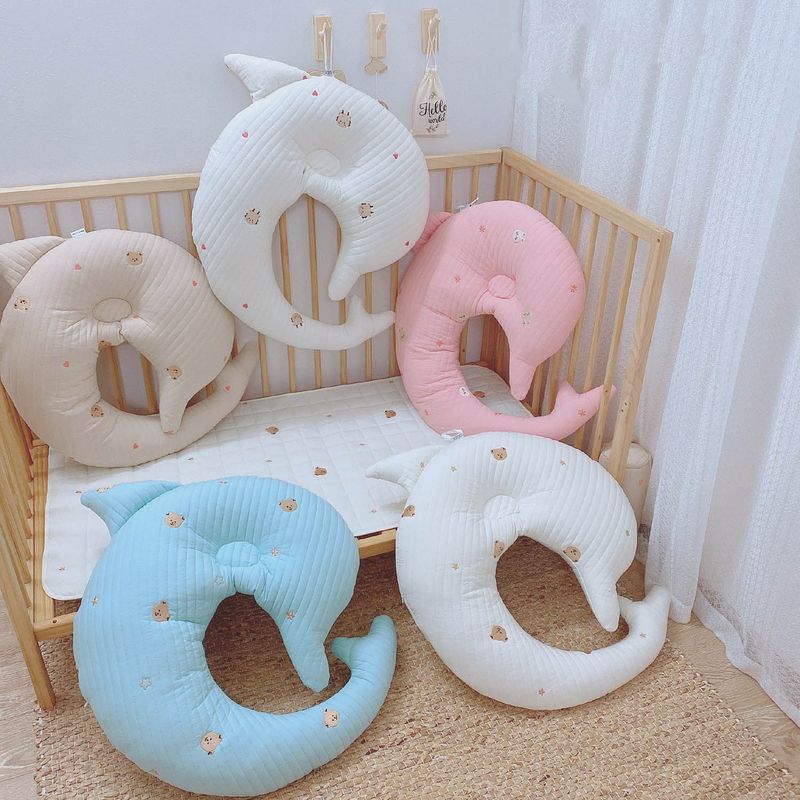 Gối đa năng hình cá heo Monona