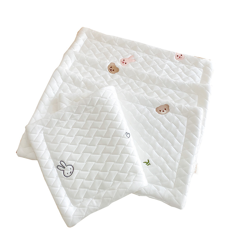gối sơ sinh ruột bông lông vũ 30x50