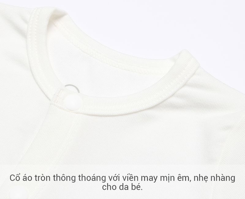 Bộ sơ sinh cài giữa dài tay Bibo's Petit LV260 trắng