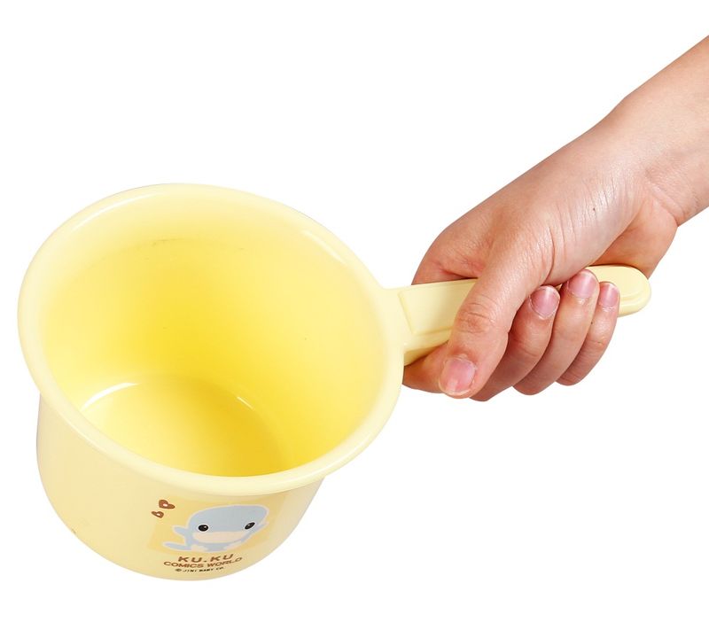 ca nước tắm cho bé