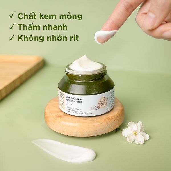 kem-duong-am-ngua-lao-hoa
