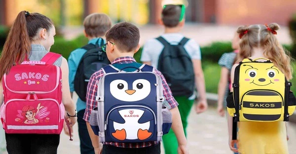 Các mẫu ba lô cho bé