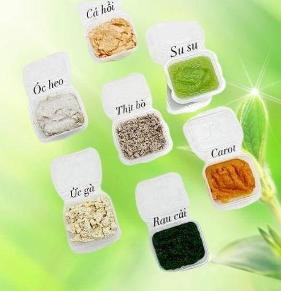 Hộp trữ các thực phẩm bổ sung dinh dưỡng cho bữa ăn của bé