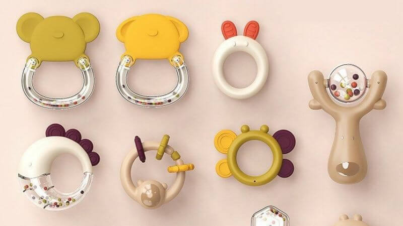 Gặm nướu hỗ trợ giảm đau lợi cho bé yêu