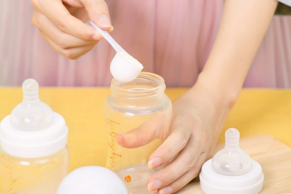Pha bột lắc sữa Modilac đúng cách để bảo toàn hàm lượng dinh dưỡng