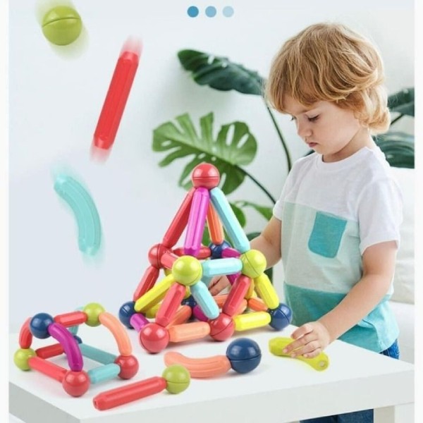 Xếp hình thông minh giúp bé rèn sự khéo léo, chính xác trong từng chuyển động