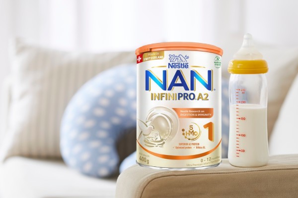 Nan A2 số 1 400g thích hợp dùng thử khi chuyển sữa