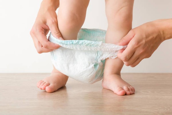 Những lưu ý khi sử dụng tã quần cho bé mà ba mẹ nên quan tâm